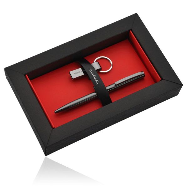 Pierre Cardin Gisele geschenkset balpen en 16 GB usb-sleutelring